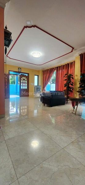 10 Bed Corner Terrace (Landed) for Sale in  Jalan Taman - Image 1